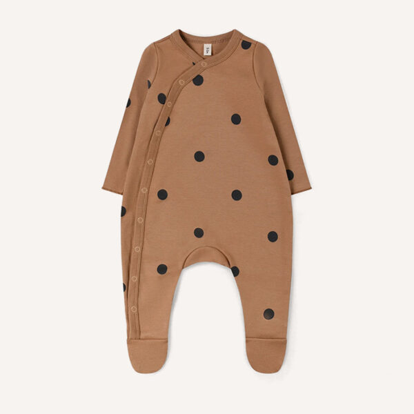 Traje con Lunares Dorados