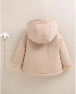 Abrigo de bebé en beige con capucha - Imagen 2