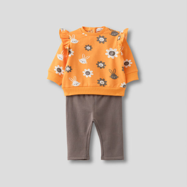 Conjunto bebé flores y conejitos