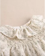 Ranita de bebé niña color crudo con estampado floral verde - Imagen 3