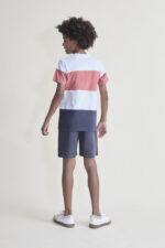 Camiseta a rayas con detalle frontal y bermuda color ébano - Imagen 3