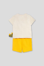 CONJUNTO CAMISETA BEIG DETALLE DINO Y SHORT MOSTAZA - Imagen 3