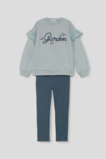 Sudadera con volantes bordados en los hombros y leggins ajustados - Imagen 4