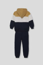 Sudadera con capucha, cremallera y franjas anchas en contraste. Pantalón marino tipo jogger. - Imagen 4