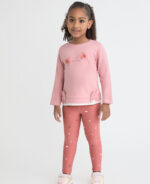 Sudadera suave con bordado de mariposas y lazo decorativo en el bajo. Leggings estampados a juego.